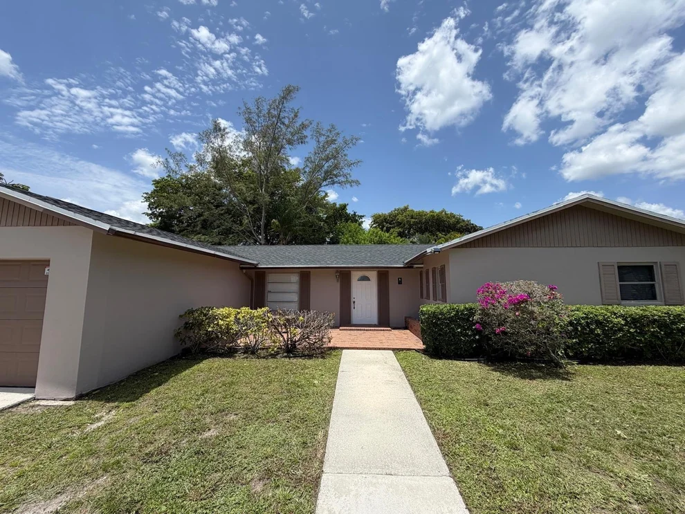 Unit for sale at 10241 Sleepy Brook Way, Boca Raton, FL 33428