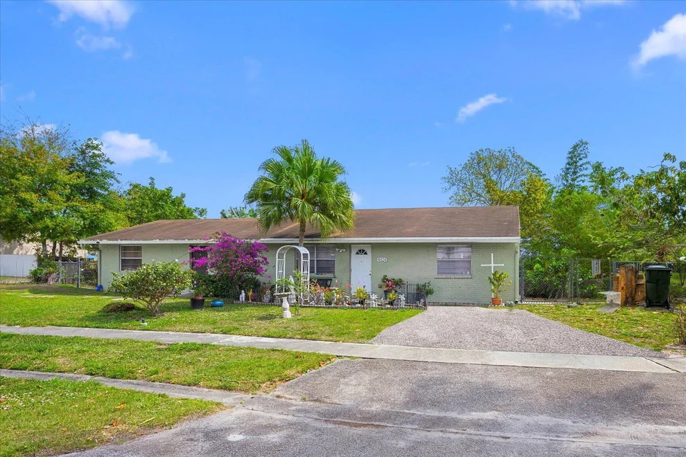 Unit for sale at 4624 Toga Way, Greenacres, FL 33463