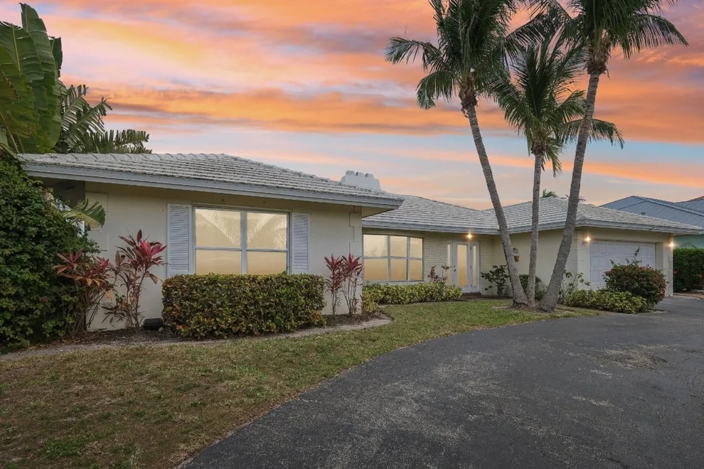 Unit for sale at 3820 NE 29th Avenue, Lighthouse Point, FL 33064