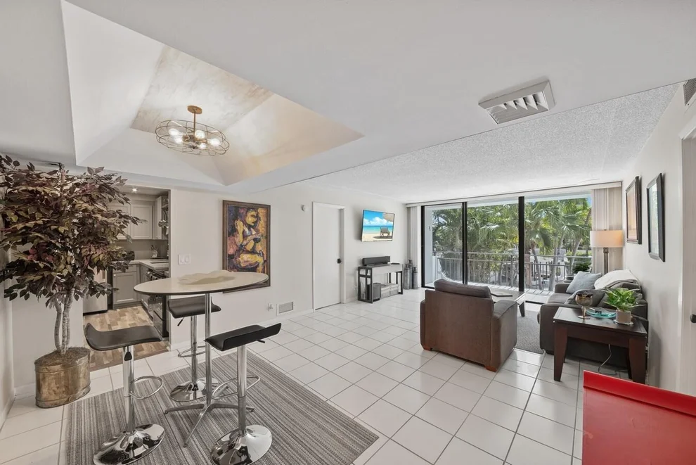 Unit for sale at 1500 Presidential Way, West Palm Beach, FL 33401
