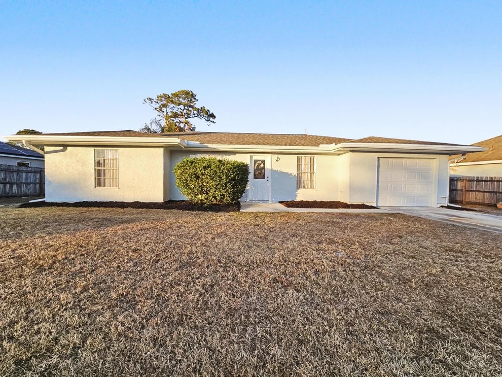 Unit for sale at 433 SE Seahouse Drive, Port St Lucie, FL 34983
