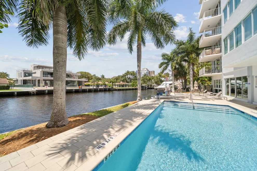 Unit for sale at 800 SE 4th Street SE, Fort Lauderdale, FL 33301