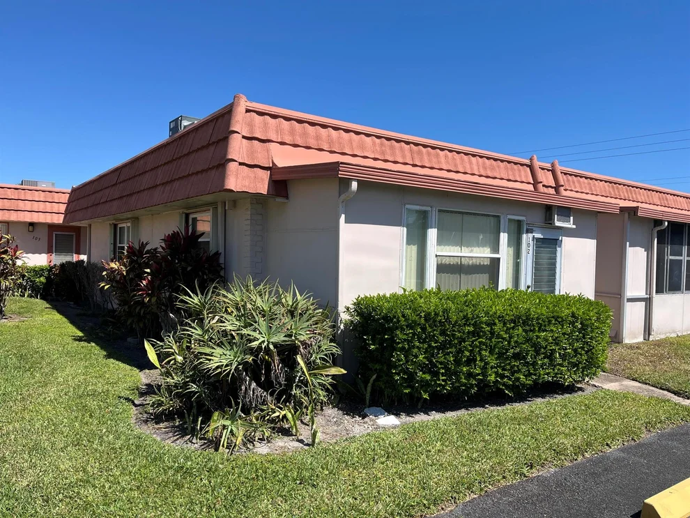 Unit for sale at 102 Seville D, Delray Beach, FL 33446