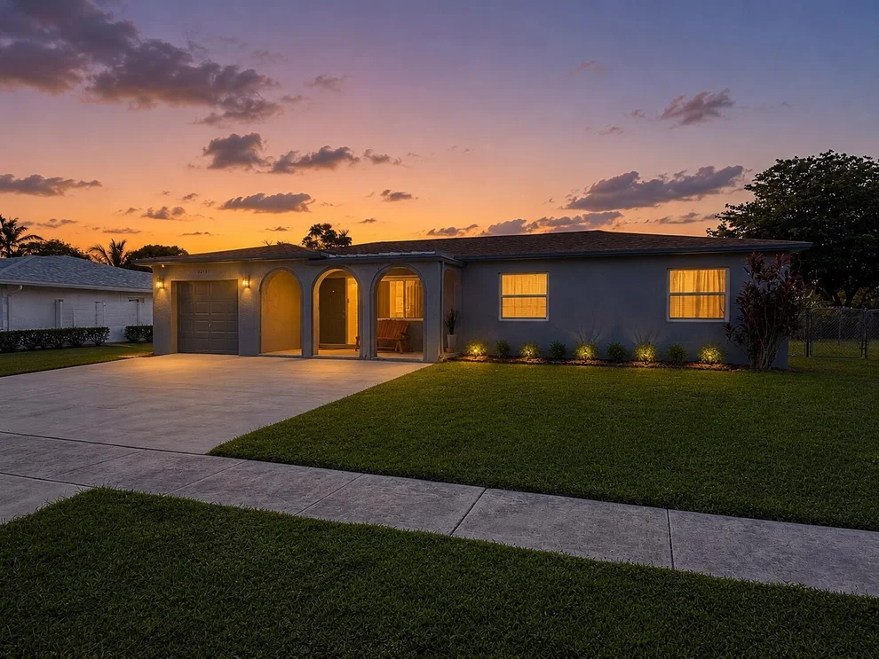 Unit for sale at 22157 Aquila Street, Boca Raton, FL 33428