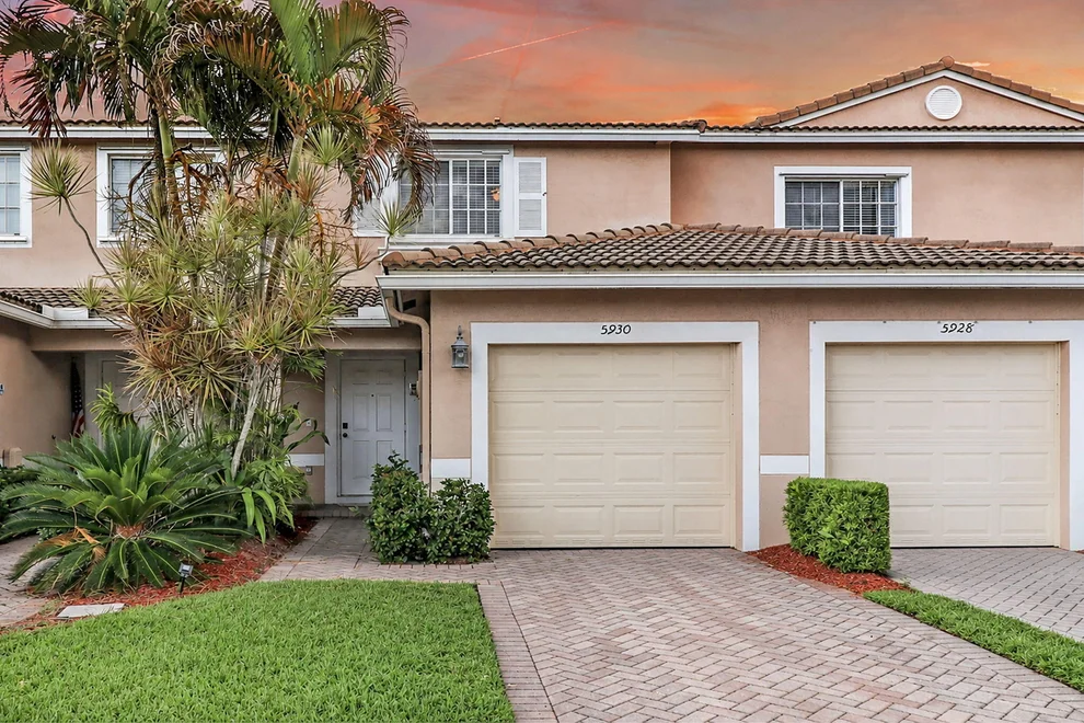 Unit for sale at 5930 ROYAL Way, Tamarac, FL 33321