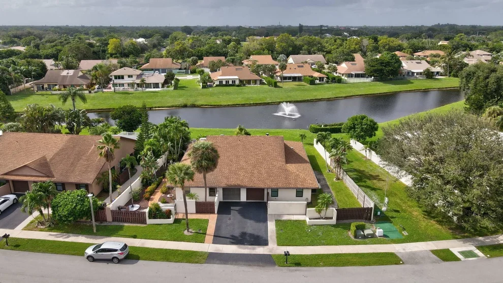 Unit for sale at 452 SW 28th Avenue, Delray Beach, FL 33445