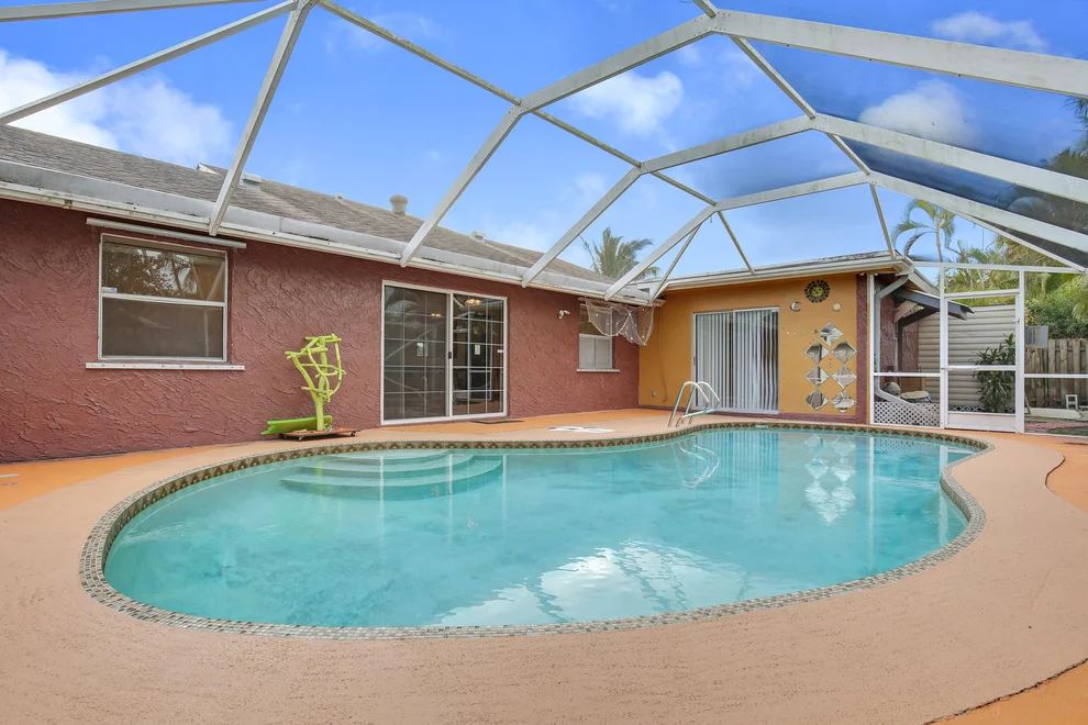 Unit for sale at 10331 Carmen Lane, Royal Palm Beach, FL 33411