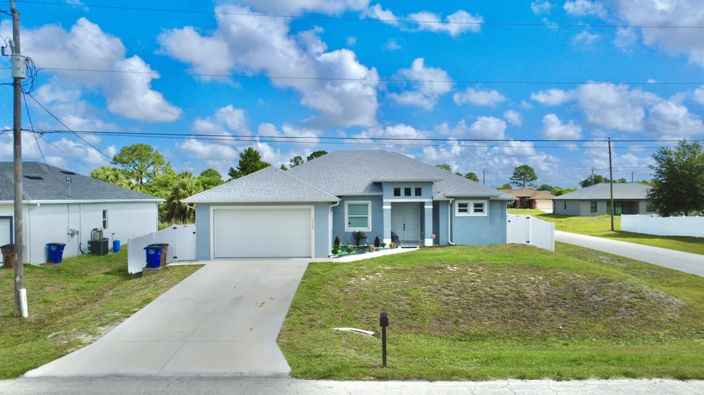 Unit for sale at 3900 SW 21st St Street SW, Lehigh Acres, FL 33976