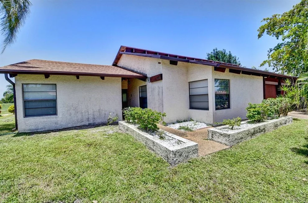 Unit for sale at 6031 NW 4th Avenue, Boca Raton, FL 33487