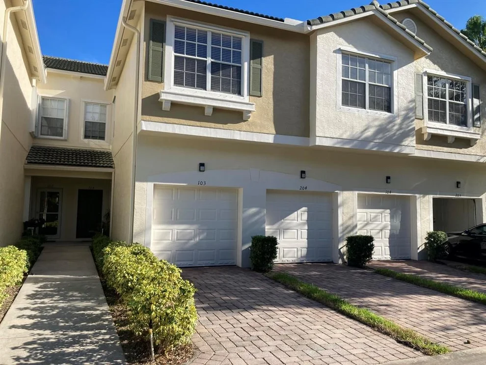 Unit for sale at 1550 SE Sheffield Terrace, Stuart, FL 34994