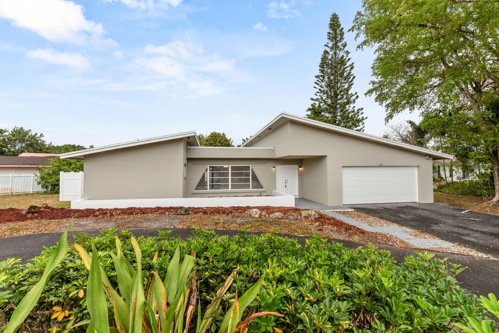Unit for sale at 7831 NW 10th Street, Plantation, FL 33322