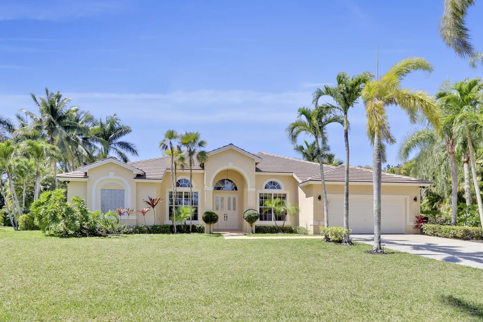 Unit for sale at 8005 Woodsmuir Drive, West Palm Beach, FL 33412