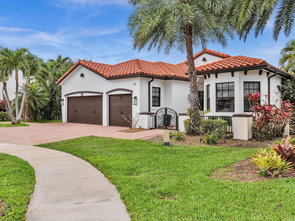 Unit for sale at 4092 NW 88 Terrace, Cooper City, FL 33024