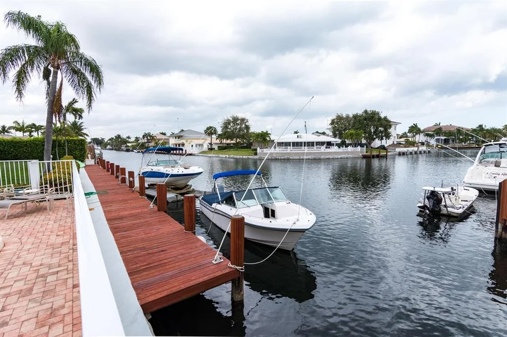 Unit for sale at 2301 NE 36th Street, Lighthouse Point, FL 33064