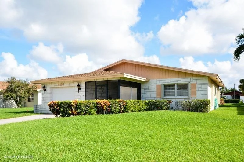Unit for sale at 6133 Stanley Lane, Delray Beach, FL 33484