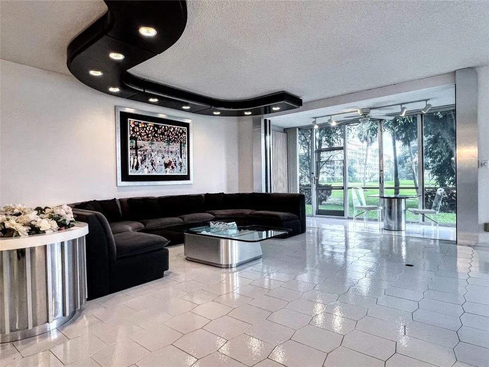 Unit for sale at 800 Cypress Grove Drive, Pompano Beach, FL 33069