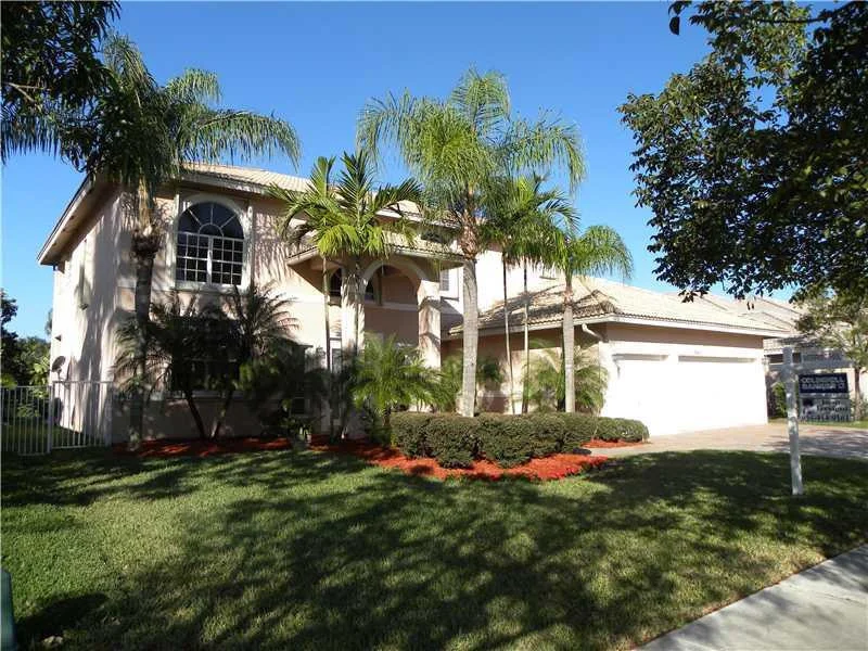 Unit for sale at 3927 NW 89th Way, Cooper City, FL 33024