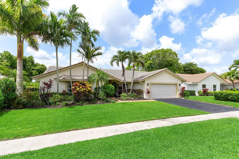 Unit for sale at 10094 Crosswind Road, Boca Raton, FL 33498