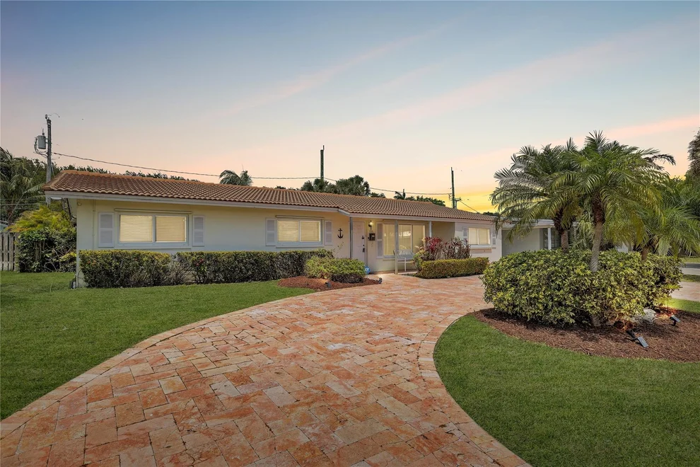 Unit for sale at 2011 NE 34th Street, Lighthouse Point, FL 33064