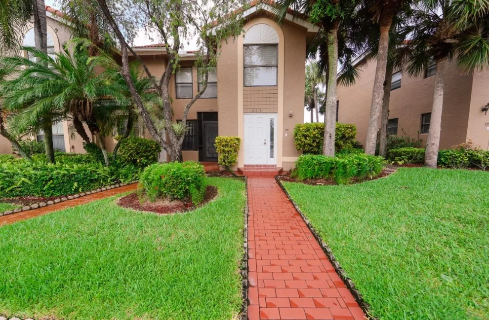 Unit for sale at 18266 Covina Way, Boca Raton, FL 33498