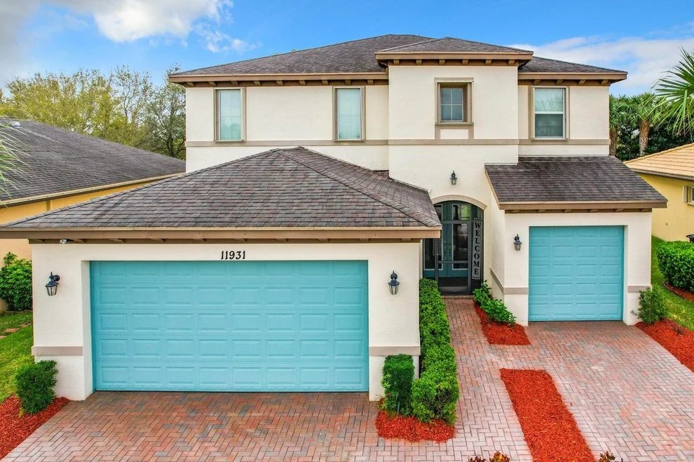Unit for sale at 11931 SW Crestwood Circle, Port St Lucie, FL 34987