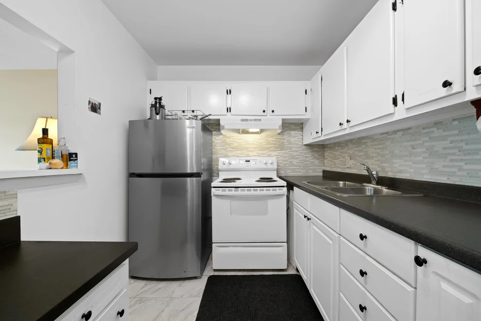 Unit for sale at 170 Canterbury H, West Palm Beach, FL 33417