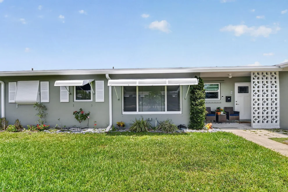 Unit for sale at 155 South Boulevard, Boynton Beach, FL 33435