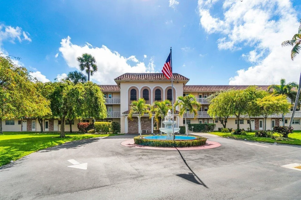 Unit for sale at 400 NE 20th Street, Boca Raton, FL 33431