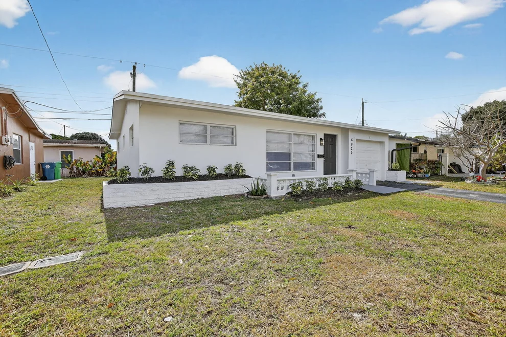 Unit for sale at 6820 NW 29th Court, Sunrise, FL 33313