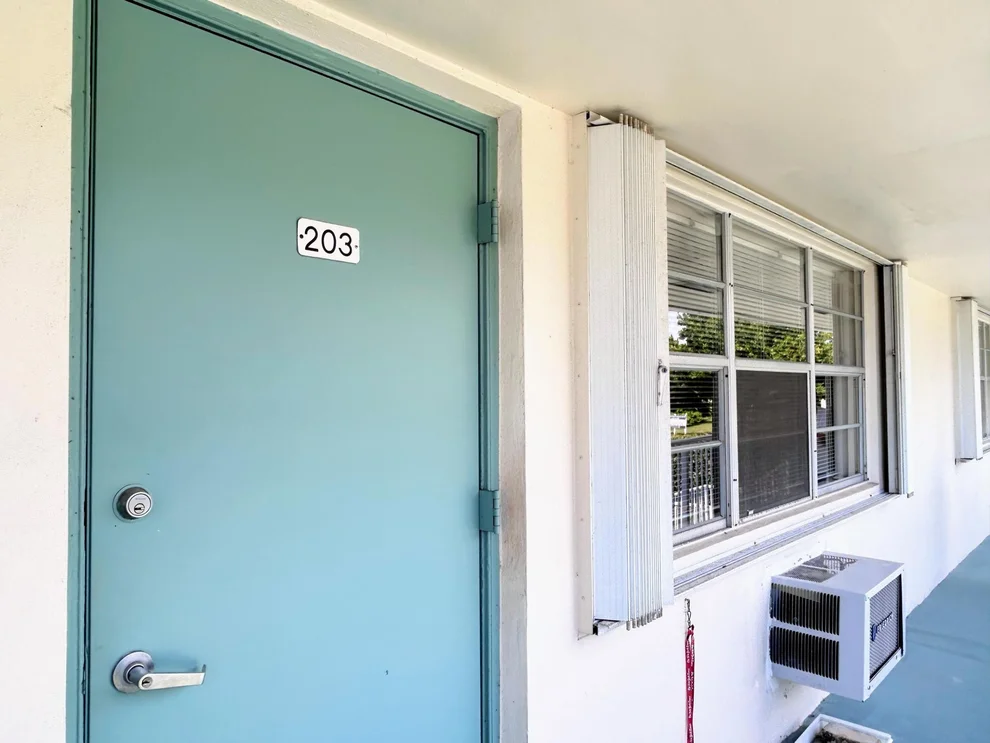 Unit for sale at 340 Horizons W, Boynton Beach, FL 33435