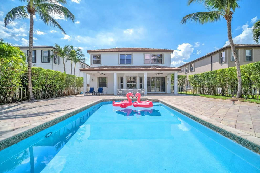 Unit for sale at 19503 SW 55th Street, Miramar, FL 33029