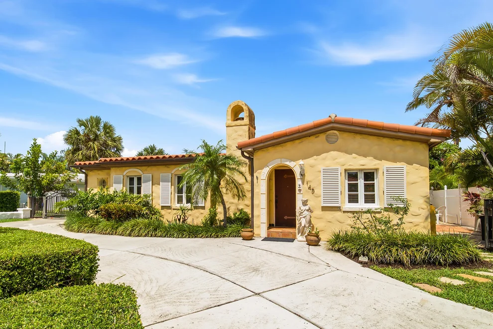 Unit for sale at 145 NE Spanish Court, Boca Raton, FL 33432