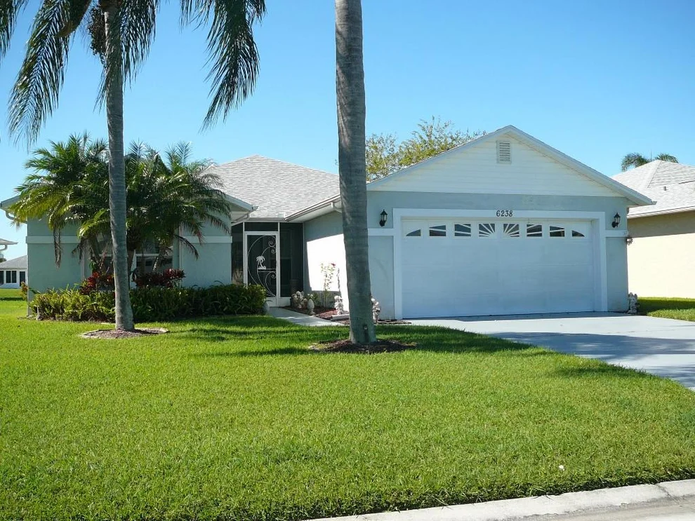 Unit for sale at 6238 Alexandria Circle, Fort Pierce, FL 34982