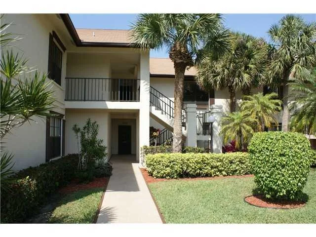 Unit for sale at 3407 Jog Park Drive, Greenacres, FL 33467