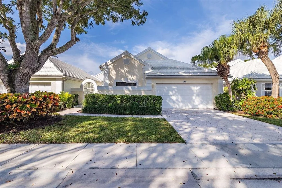 Unit for sale at 18 Selby Lane, Palm Beach Gardens, FL 33418