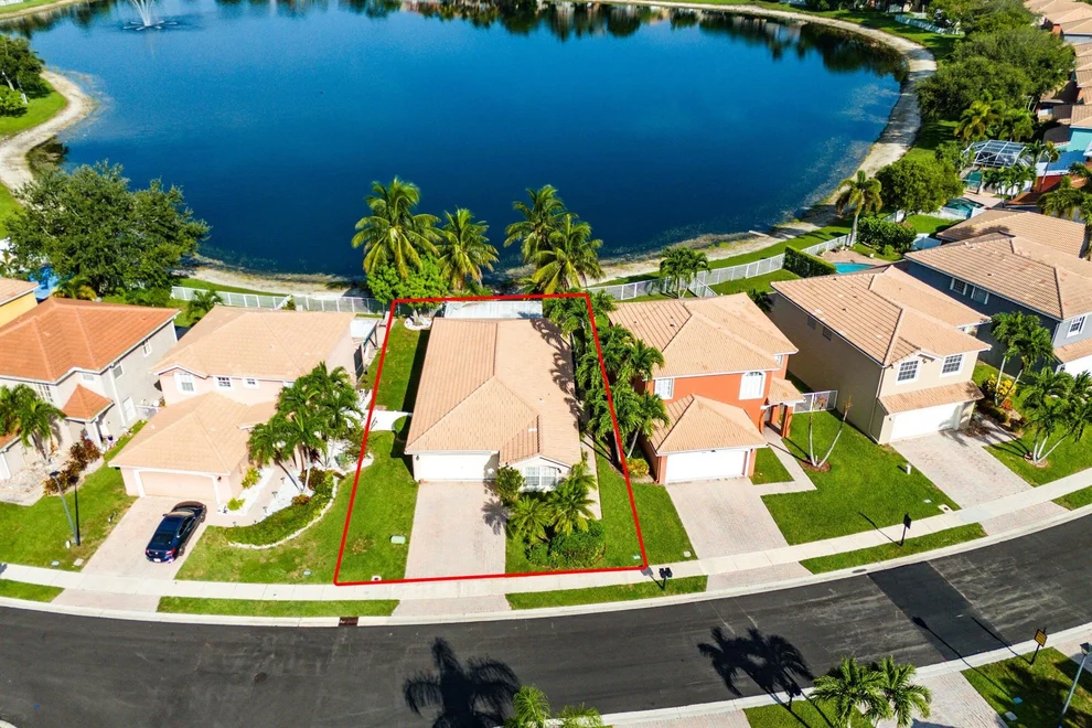 Unit for sale at 3224 Turtle Cove, West Palm Beach, FL 33411