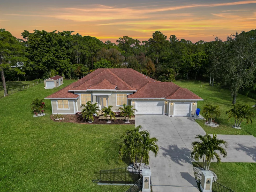 Unit for sale at 17891 Tangerine Boulevard, Loxahatchee, FL 33470