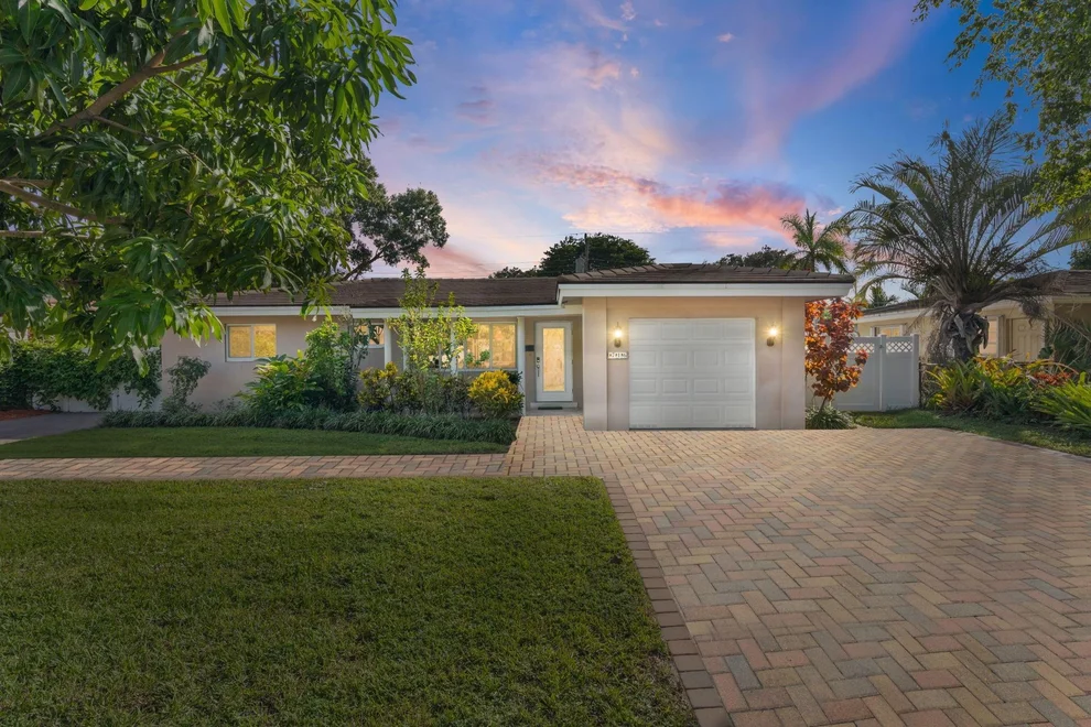 Unit for sale at 716 NE 20th Drive, Wilton Manors, FL 33305