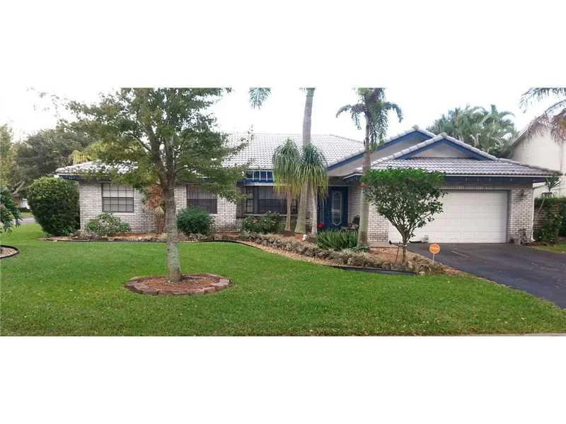 Unit for sale at 83 SW 114th Terrace, Coral Springs, FL 33071