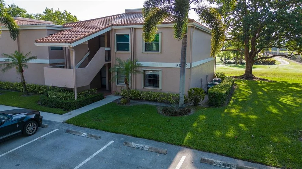 Unit for sale at 12790 Briarlake Drive, West Palm Beach, FL 33418