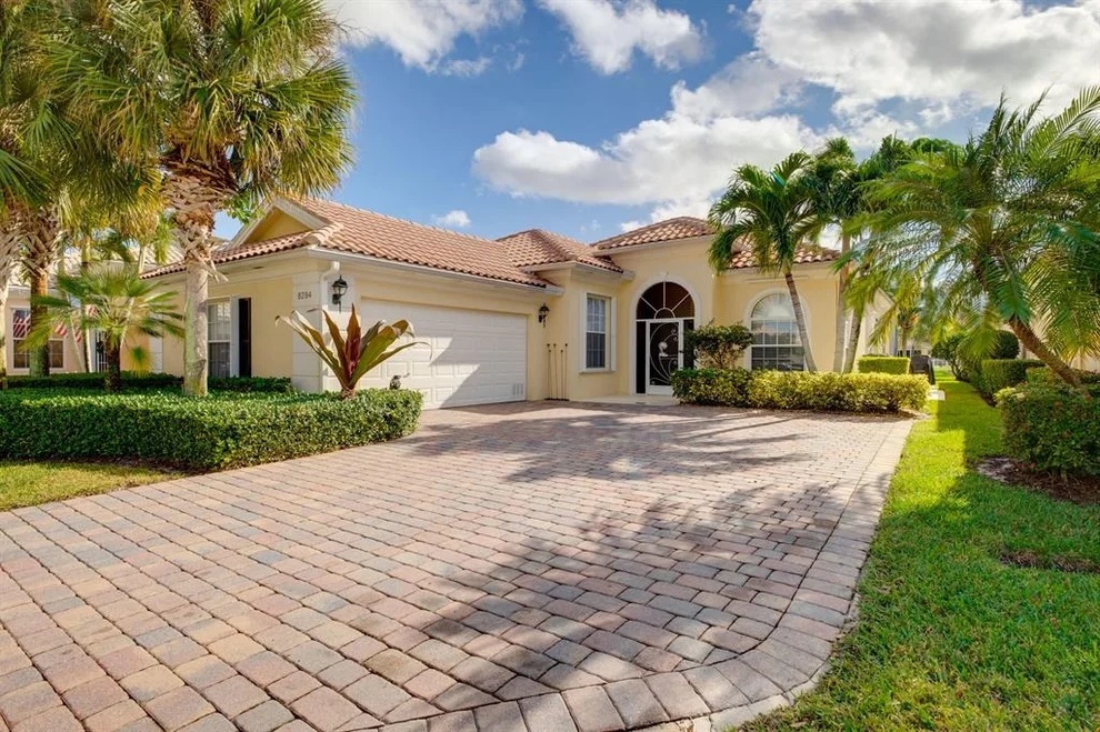 Unit for sale at 8294 Pine Cay Road, Wellington, FL 33414
