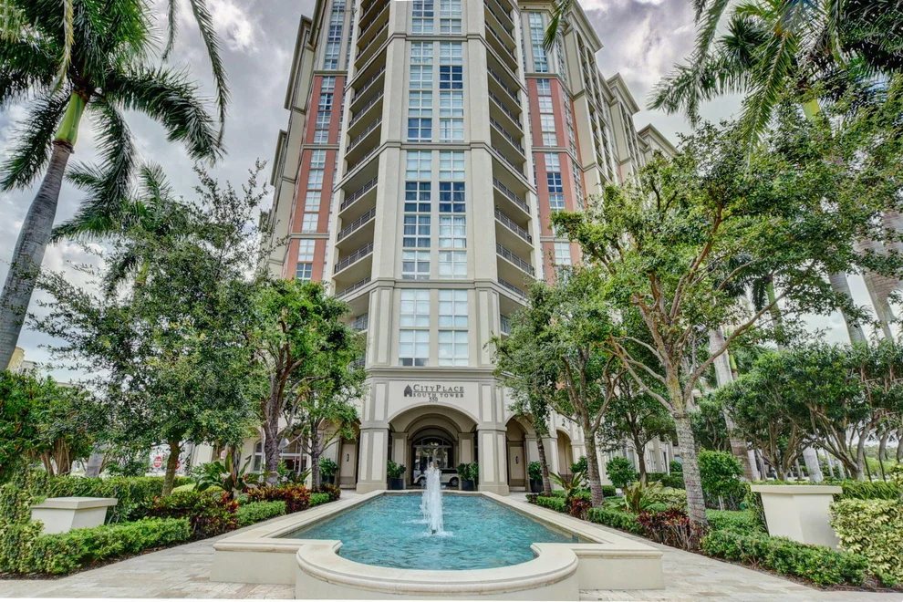 Unit for sale at 550 Okeechobee Boulevard, West Palm Beach, FL 33401