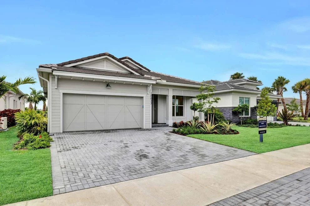 Unit for sale at 10033 Driftwood Way, Palm Beach Gardens, FL 33412