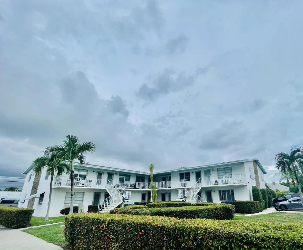 Unit for sale at 401 N J Street, Lake Worth Beach, FL 33460