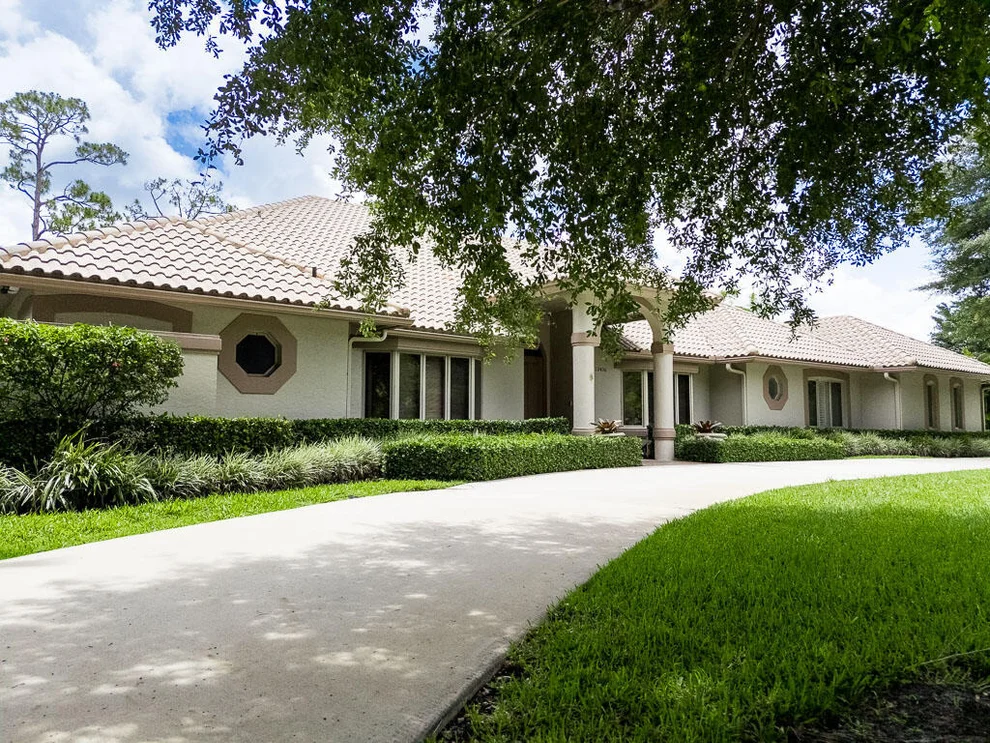 Unit for sale at 13406 Doubletree Circle, Wellington, FL 33414