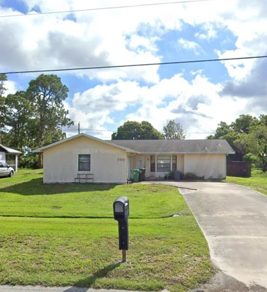 Unit for sale at 765 SE Floresta Drive, Port St Lucie, FL 34983