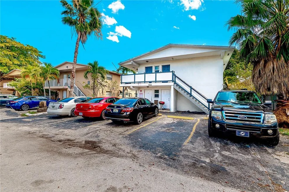 Unit for sale at 1532 SW 5th Place, Fort Lauderdale, FL 33312