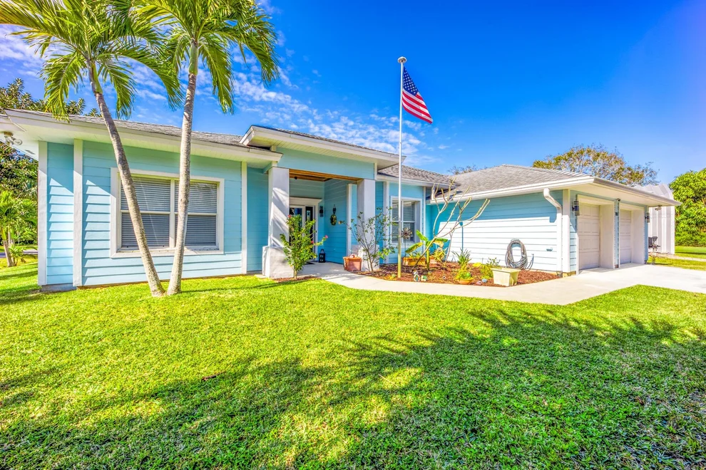 Unit for sale at 5901 Bamboo Drive, Fort Pierce, FL 34982