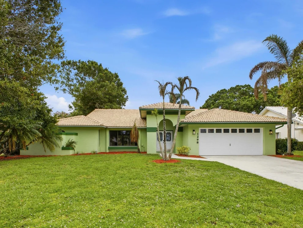 Unit for sale at 1298 SW Cedar Cove, Port St Lucie, FL 34986
