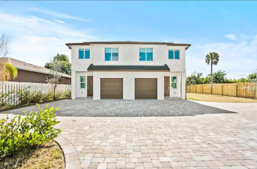 Unit for sale at 1547 W 26th Court, Riviera Beach, FL 33404